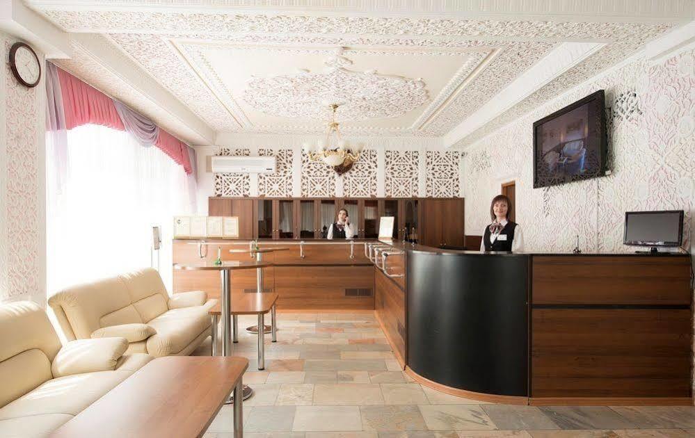 モスウズ センター ホテル モスクワ エクステリア 写真